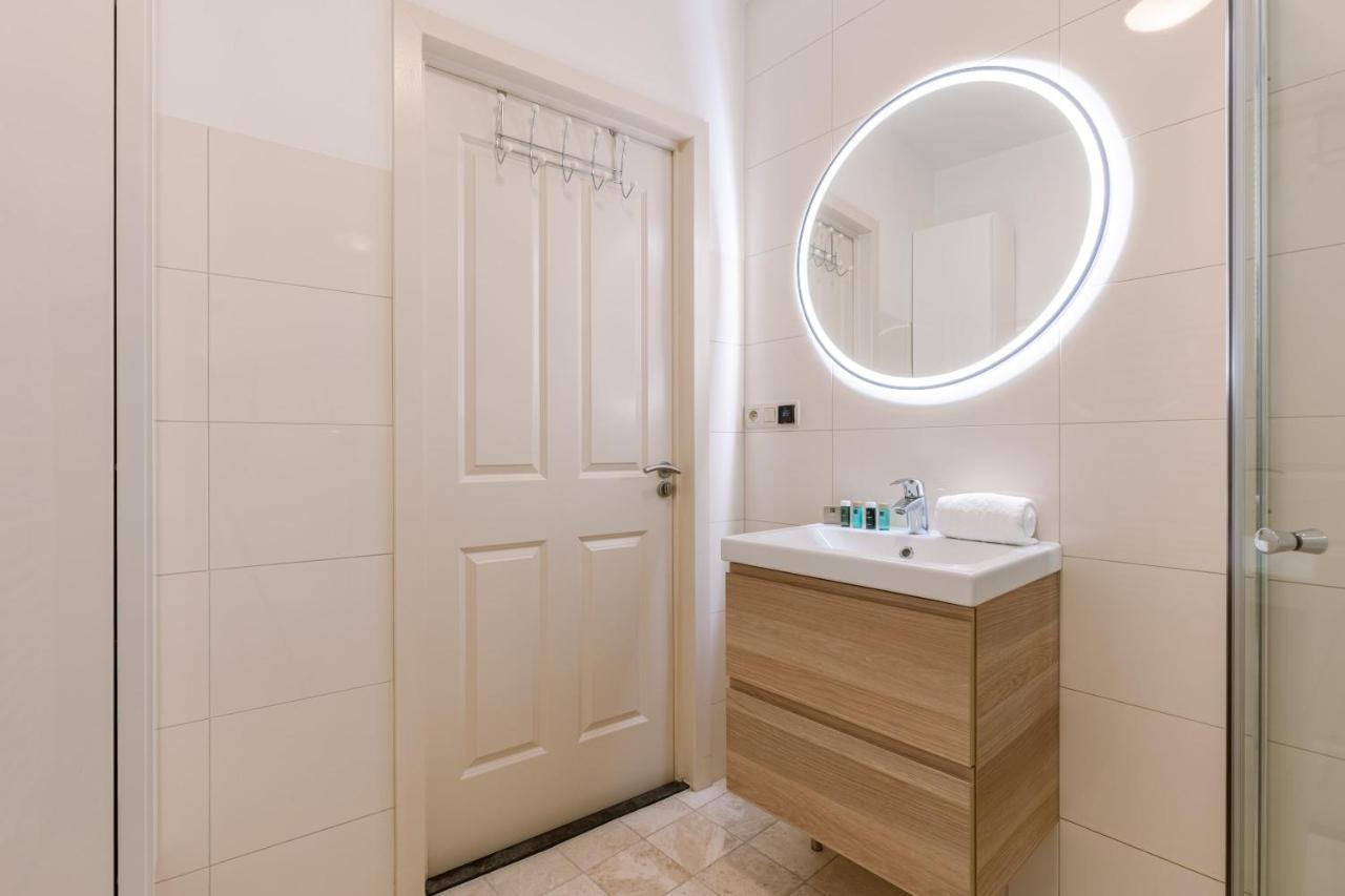 Authentic Apartment In The Heart Of Antwerp Luaran gambar