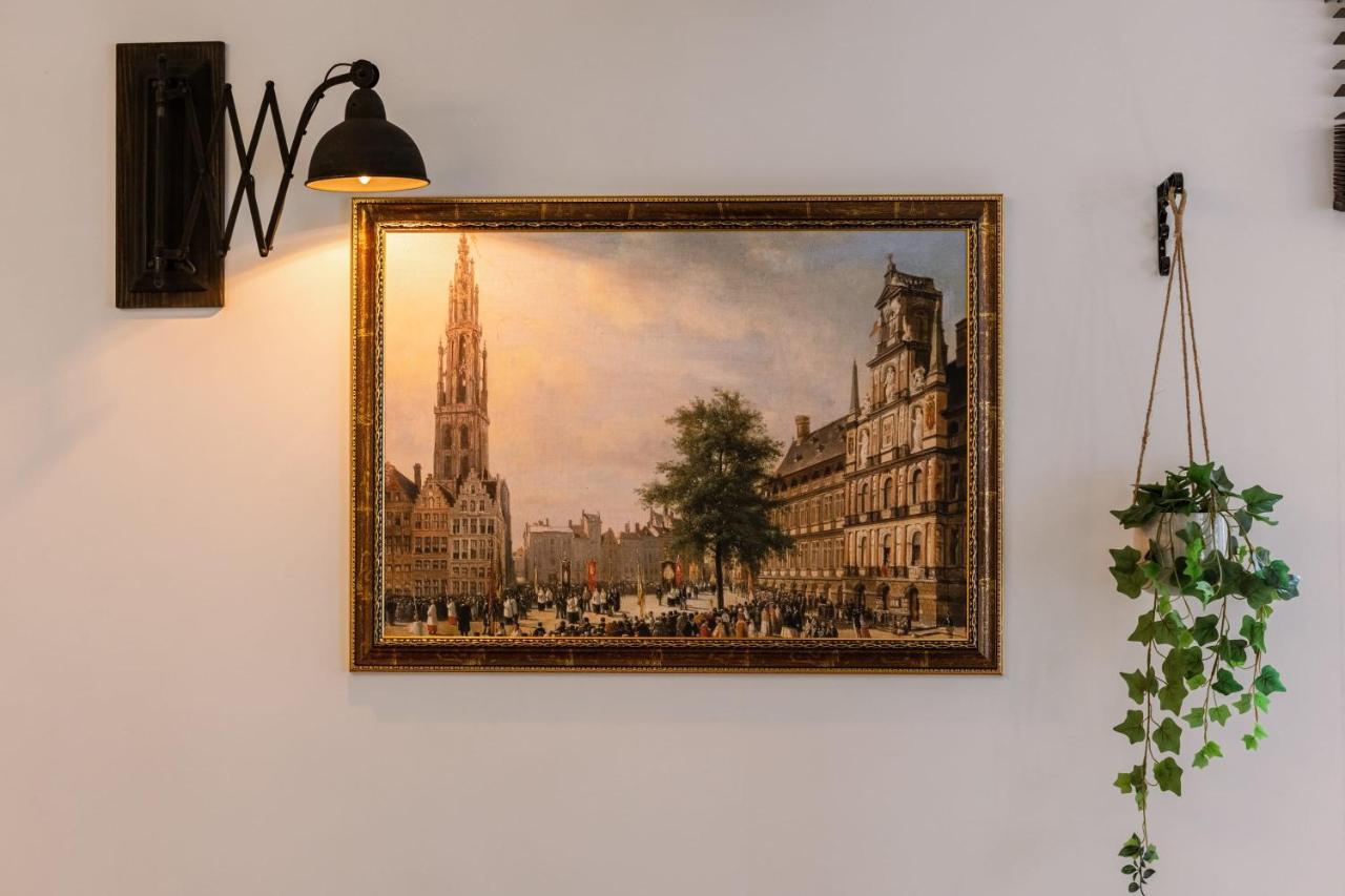 Authentic Apartment In The Heart Of Antwerp Luaran gambar