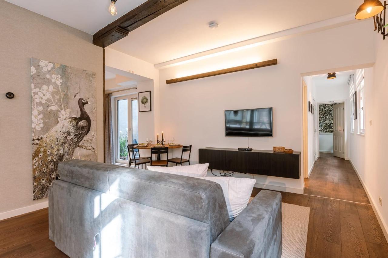 Authentic Apartment In The Heart Of Antwerp Luaran gambar