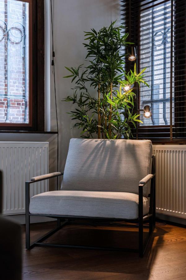 Authentic Apartment In The Heart Of Antwerp Luaran gambar
